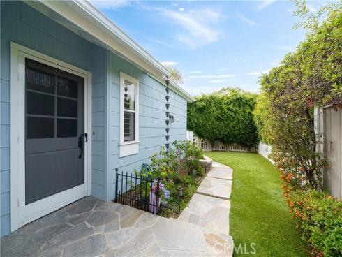 20 Wintermist 86 , Irvine, CA