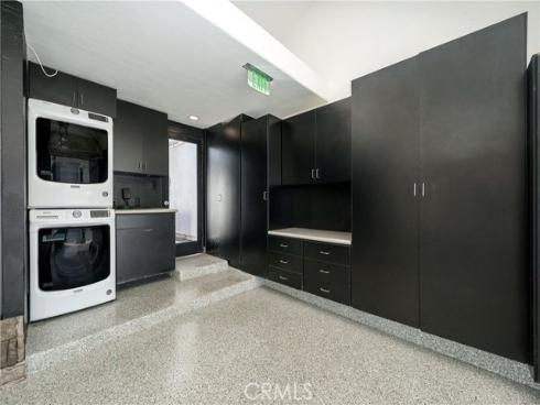 20 Wintermist 86 , Irvine, CA