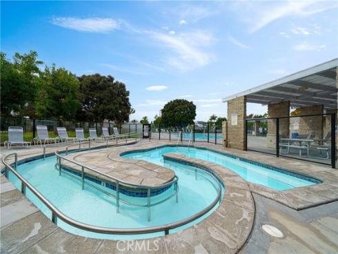 20 Wintermist 86 , Irvine, CA