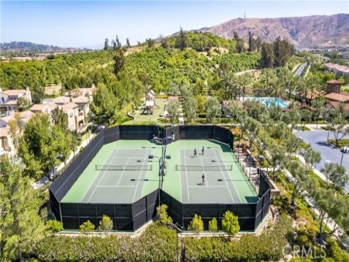 126 Long Fence , Irvine, CA