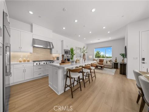 608 Chinon , Irvine, CA
