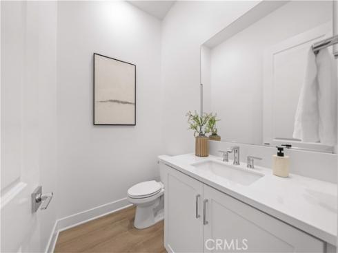 608 Chinon , Irvine, CA