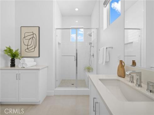 608 Chinon , Irvine, CA