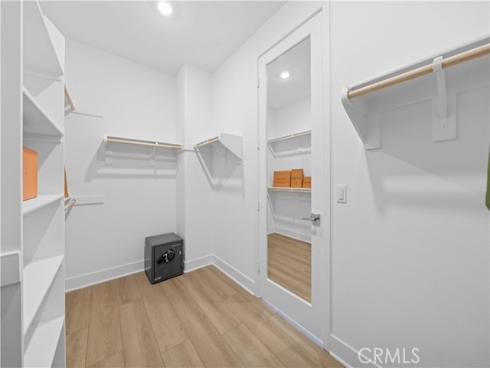 608 Chinon , Irvine, CA
