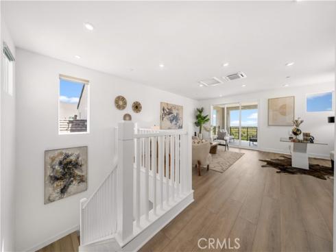 608 Chinon , Irvine, CA