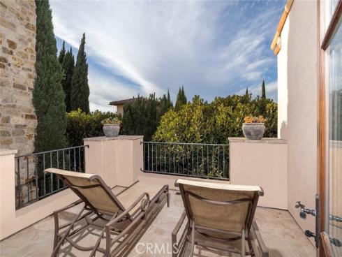 50 Copper Creek , Irvine, CA