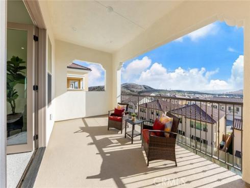 118 Sunnybank , Irvine, CA
