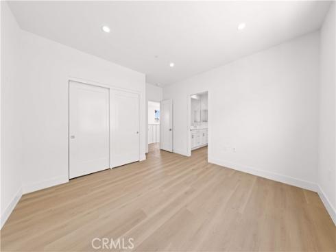 118 Sunnybank , Irvine, CA