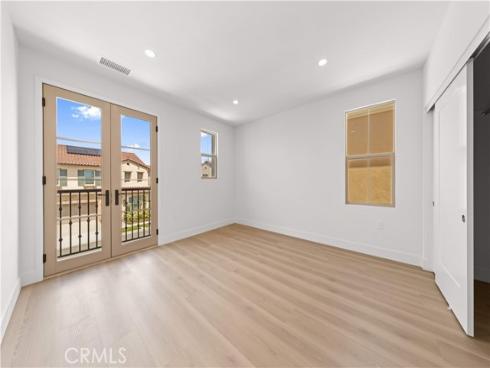 118 Sunnybank , Irvine, CA