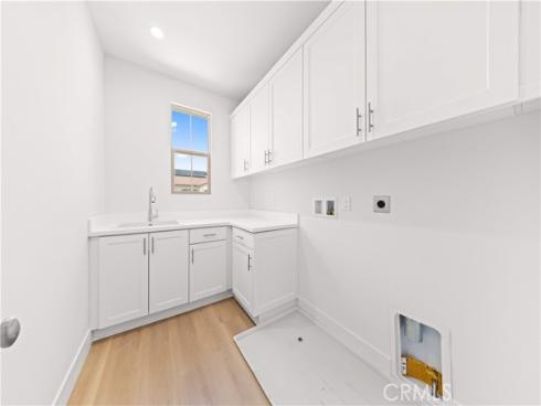 118 Sunnybank , Irvine, CA