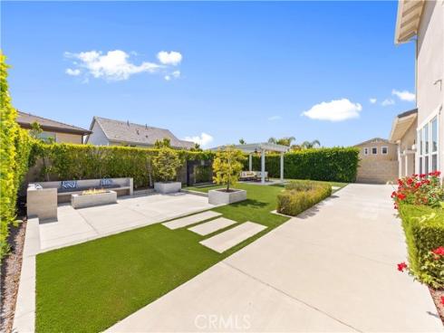 60 Harlow , Irvine, CA