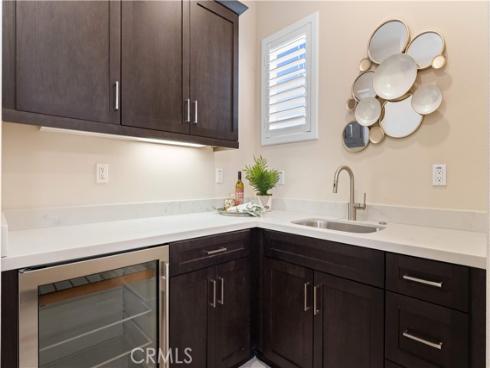 60 Harlow , Irvine, CA