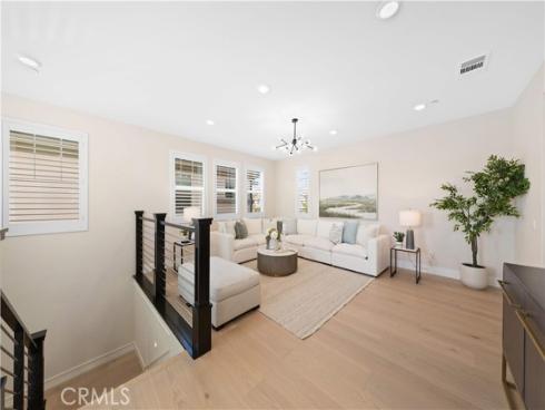 60 Harlow , Irvine, CA