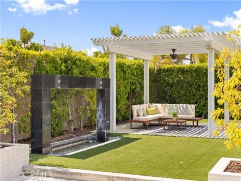 60 Harlow , Irvine, CA