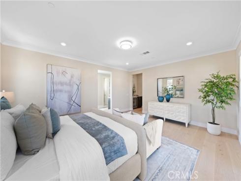 60 Harlow , Irvine, CA