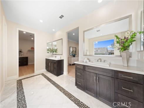 60 Harlow , Irvine, CA