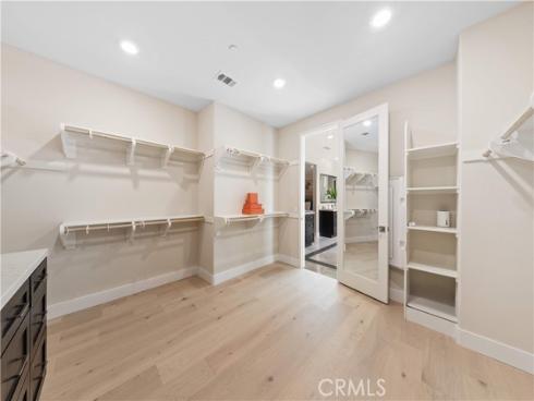 60 Harlow , Irvine, CA