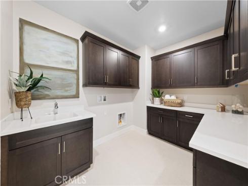 60 Harlow , Irvine, CA