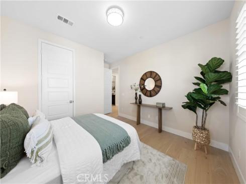 60 Harlow , Irvine, CA