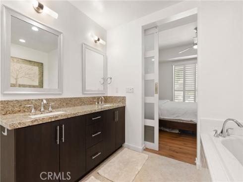 21 Gramercy 102 , Irvine, CA