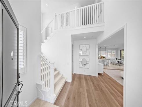 124 Gulfstream , Irvine, CA