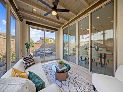 124 Gulfstream , Irvine, CA