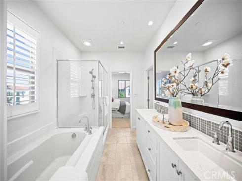 124 Gulfstream , Irvine, CA