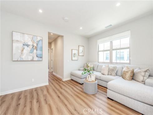 152 Sunnyside , Irvine, CA