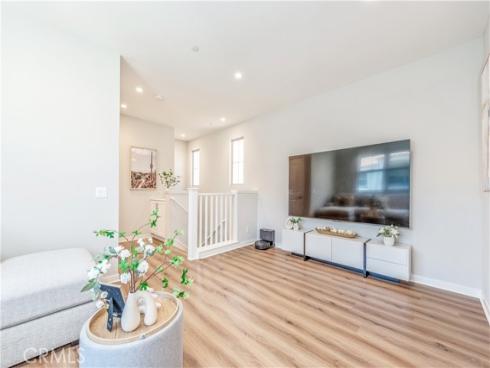 152 Sunnyside , Irvine, CA