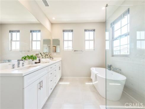 152 Sunnyside , Irvine, CA