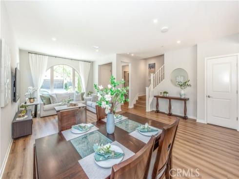 152 Sunnyside , Irvine, CA