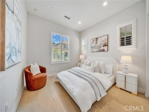 116 Cordial , Irvine, CA