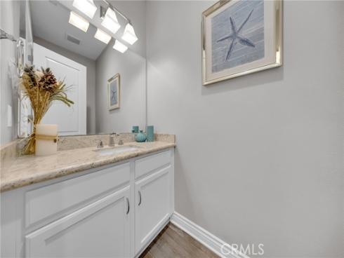 60 Dunmore , Irvine, CA