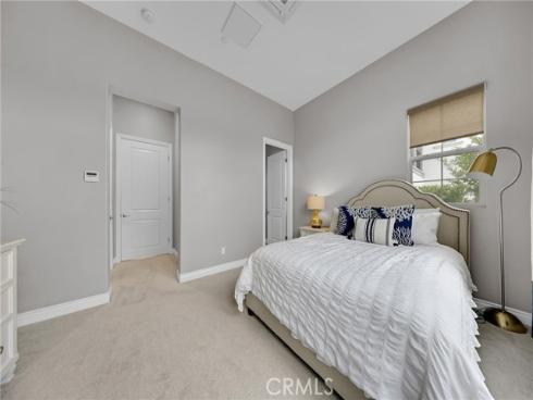 60 Dunmore , Irvine, CA