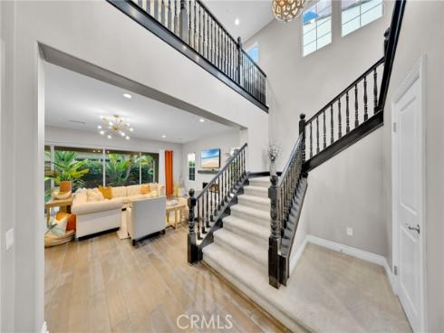 60 Dunmore , Irvine, CA