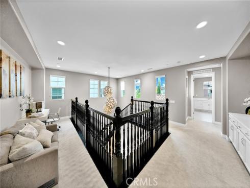 60 Dunmore , Irvine, CA