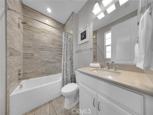 60 Dunmore , Irvine, CA