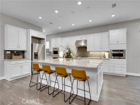 60 Dunmore , Irvine, CA