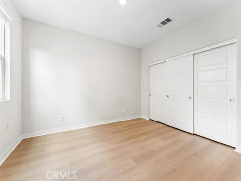 352 Chorus , Irvine, CA