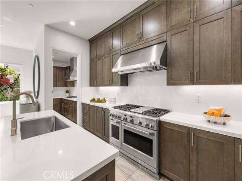 65 Glacier Valley , Irvine, CA