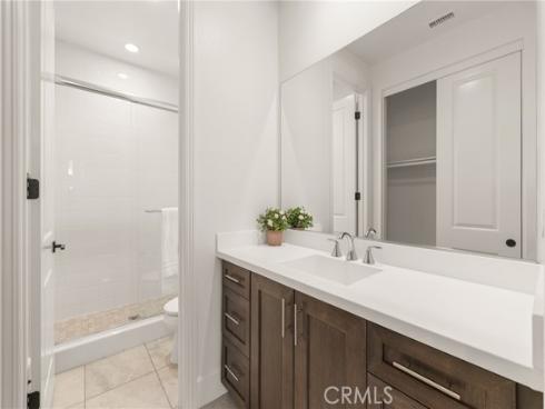 65 Glacier Valley , Irvine, CA