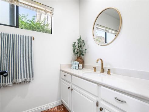 492 E Yale Loop , Irvine, CA