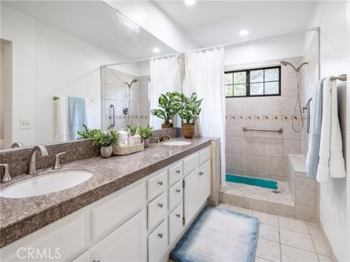 492 E Yale Loop , Irvine, CA