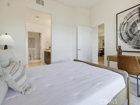 402 Rockefeller 406 , Irvine, CA