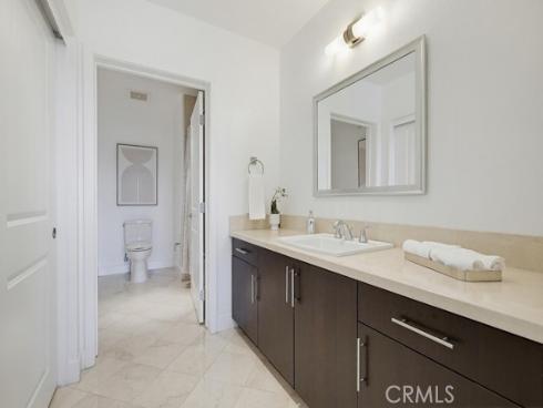 402 Rockefeller 406 , Irvine, CA