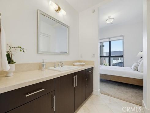 402 Rockefeller 406 , Irvine, CA