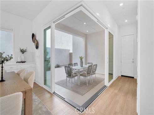 157 Sawbuck , Irvine, CA