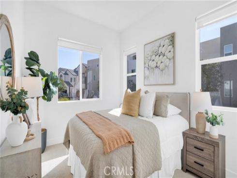 157 Sawbuck , Irvine, CA