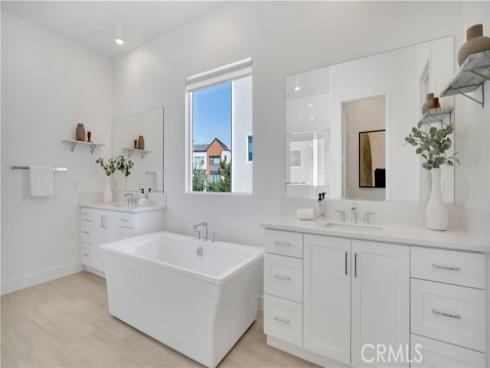 157 Sawbuck , Irvine, CA