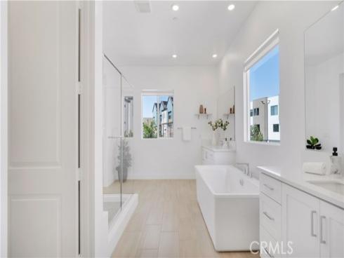 157 Sawbuck , Irvine, CA